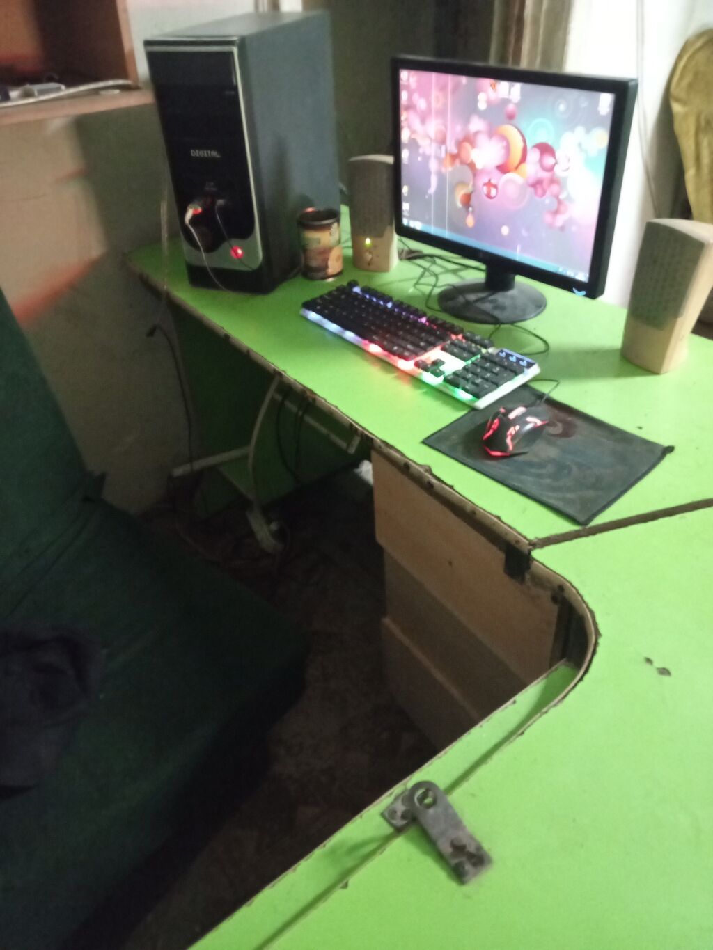 Hazir biznes satilir 8 kampyter ddr3 i3 parasesrnen 19 mantor 6 dene 2