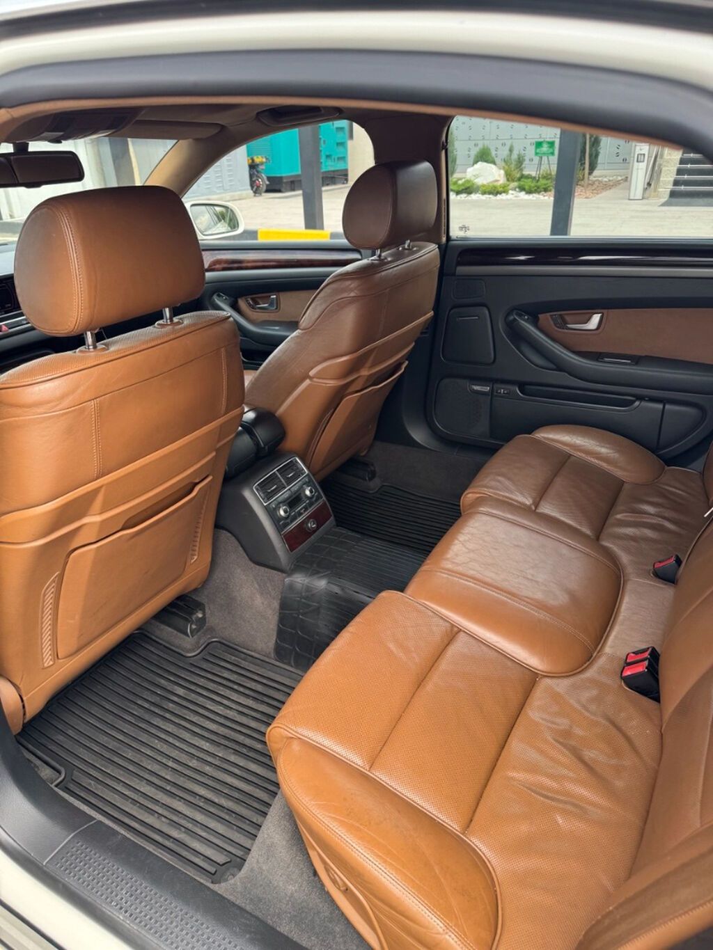 Audi A8: 2006 г., 4.2 л, Автомат, Бензин, Седан: фото 8
