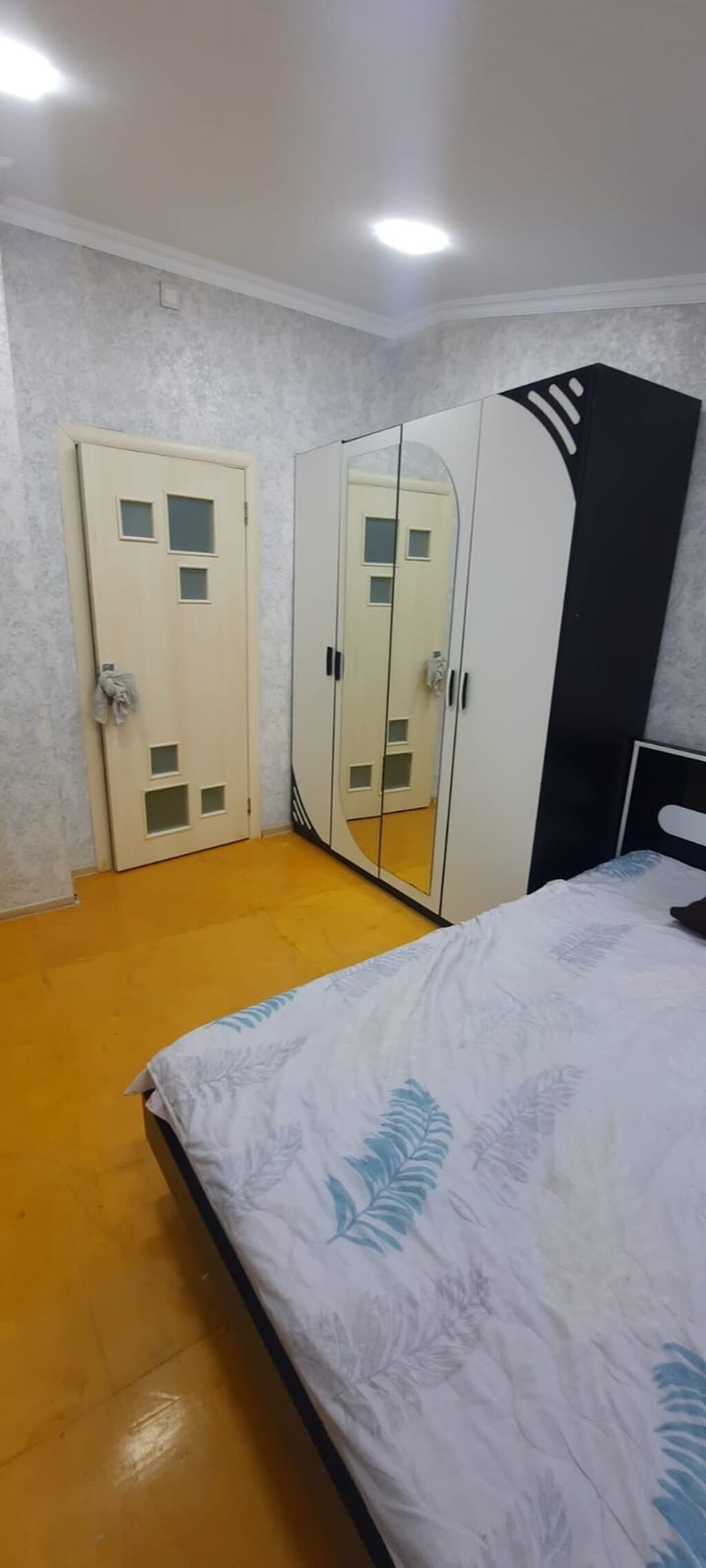 2 otaqlı təmirli ve Əşyalı ev kirayə verilir.Evde yaşamaq üçün hər