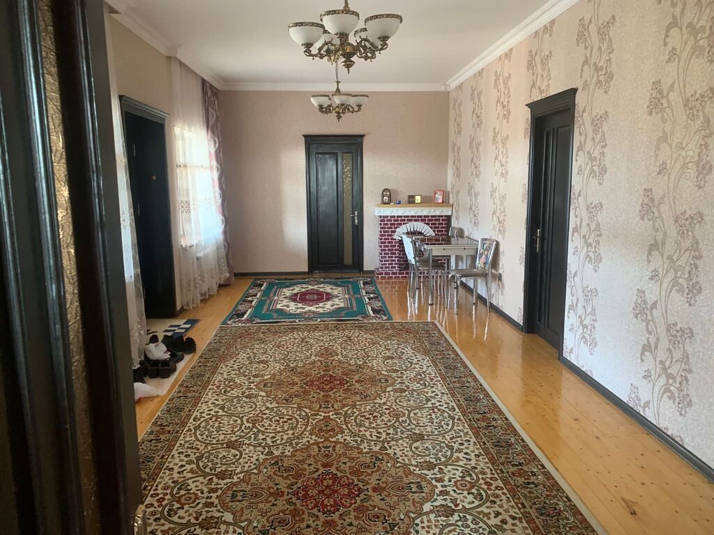 Bakı, 200 kv. m, 5 otaqlı, Hovuzsuz, İnternet, Kanalizasiya, Kombi