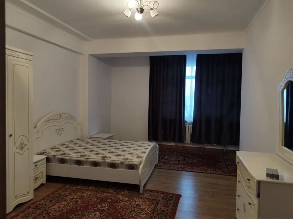Сдаётся 2-комнатная квартира 100м2 в центре города(Токогула-Шопокова): фото 5