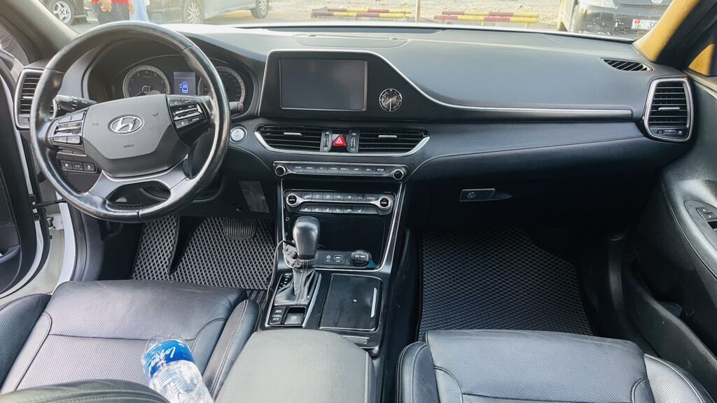 Hyundai Grandeur: 2019 г., 3 л, Автомат, Газ, Седан: фото 5