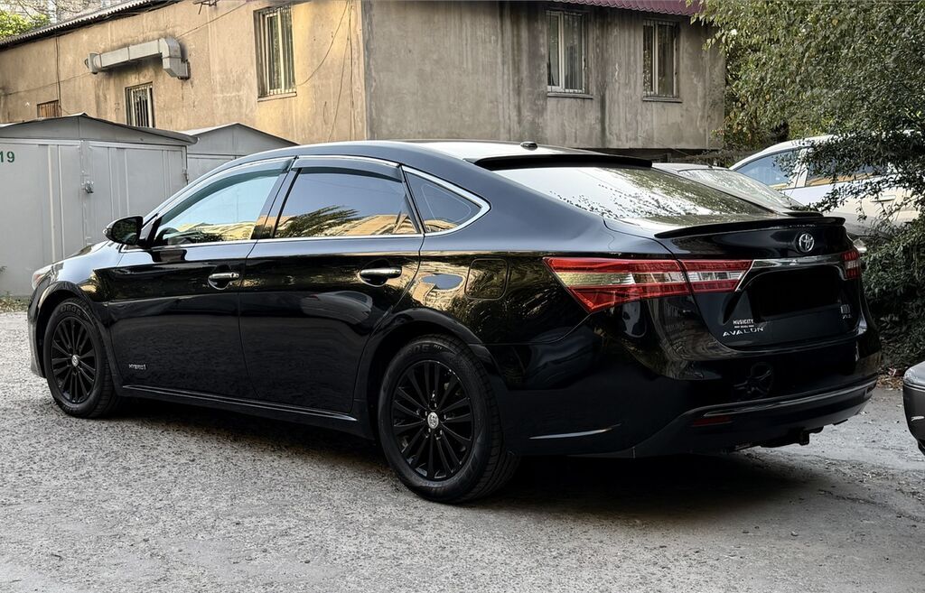 Toyota Avalon: 2013 г., 2.5 л, Вариатор, Гибрид, Седан: фото 3