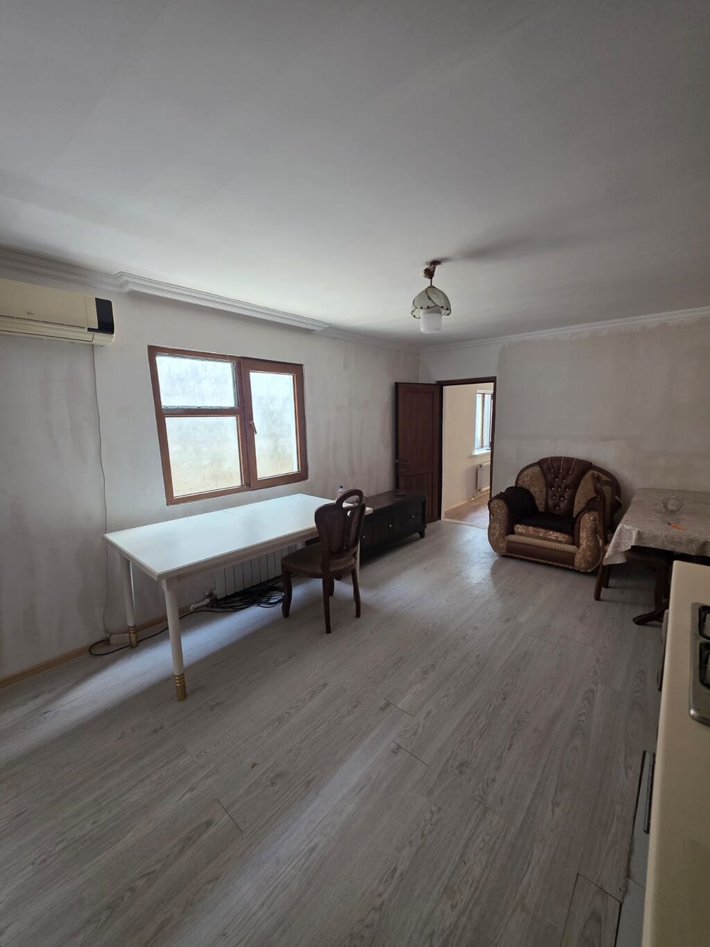 1 otaqlı həyət evi – açıq mətbəxli studio zal + yataq otağı - Ümumi