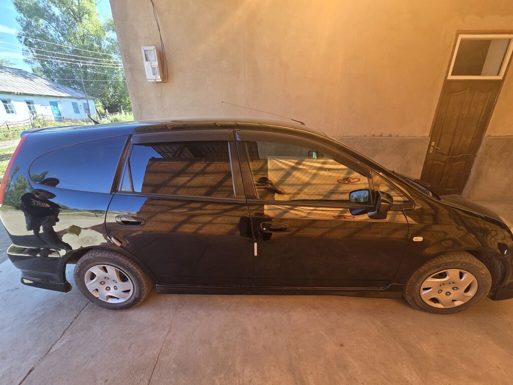 Honda Stream: 2002 г., 1.7 л, Автомат, Бензин, Минивэн: фото 4