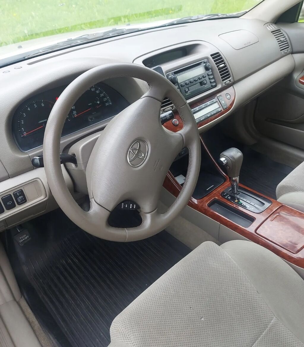 Toyota Camry: 2003 г.: фото 4