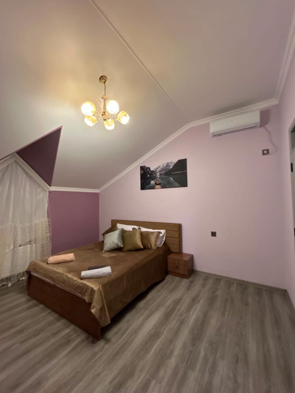 229 kv. m, 7 otaqlı, Hovuzlu, Kombi, Qaz, İnternet