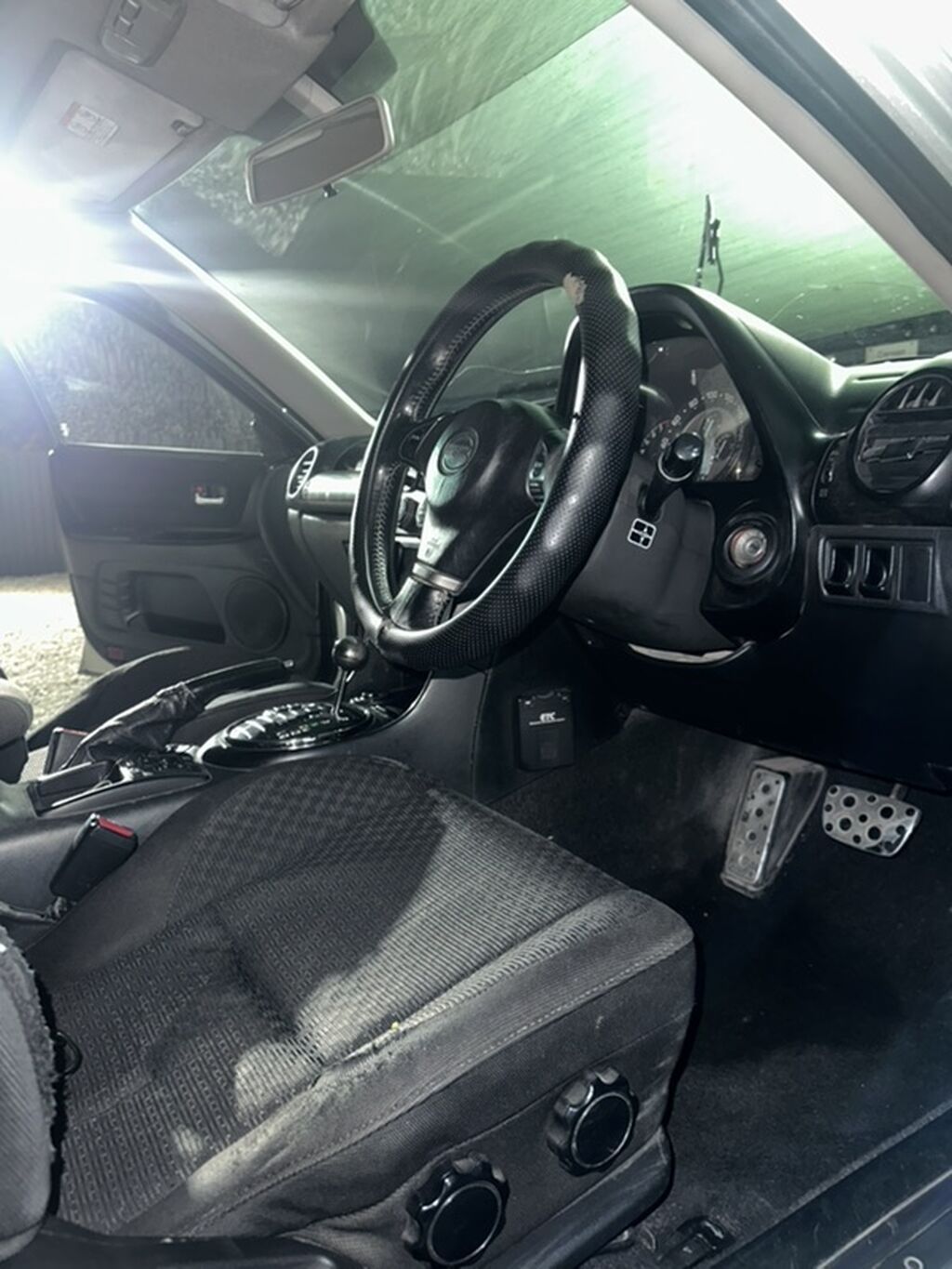 Toyota Altezza: 2003 г., 2 л, Автомат, Бензин, Седан: фото 5