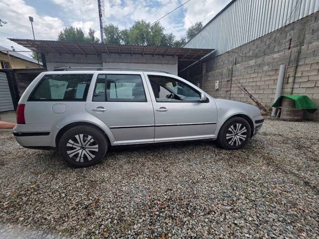 Volkswagen Golf: 2002 г., 1.8 л, Бензин, Универсал: фото 3
