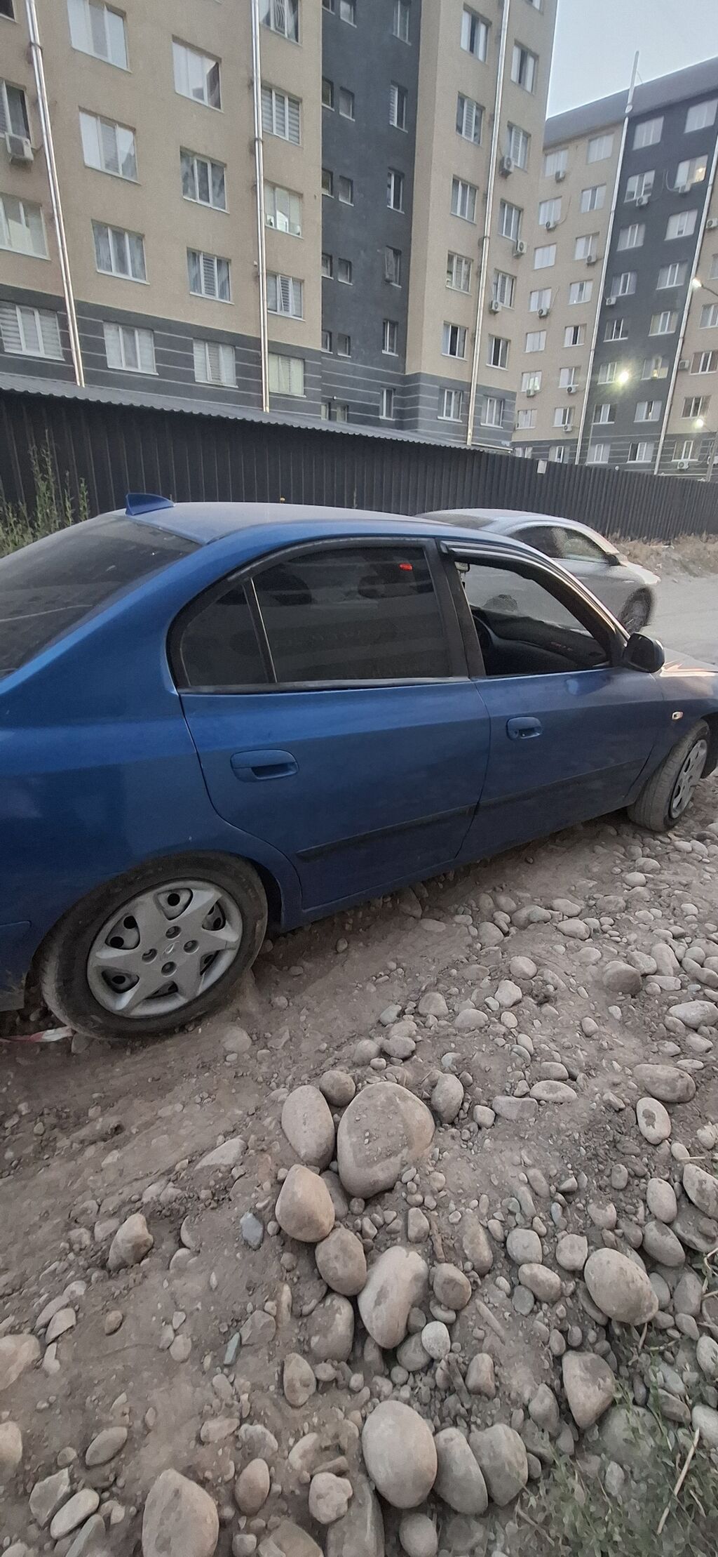 Hyundai Elantra: 2003 г., 1.6 л, Механика, Бензин, Седан: фото 3