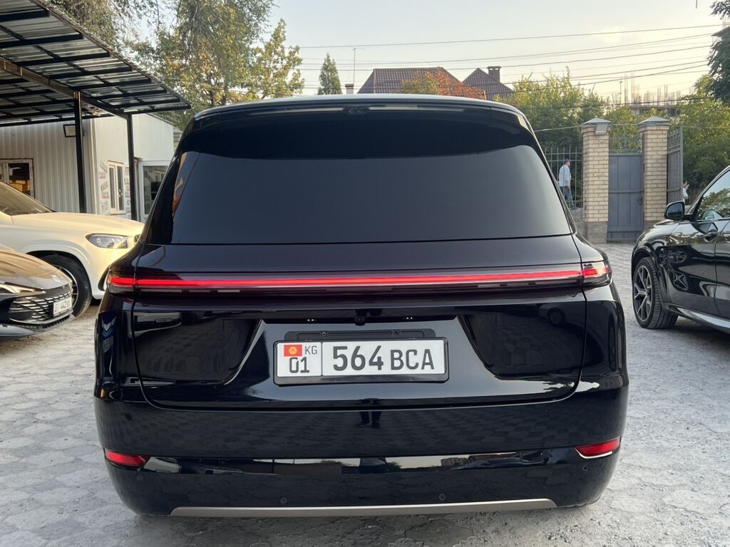 Lixiang L9: 2025 г., 1.5 л, Автомат, Гибрид, Внедорожник: фото 5