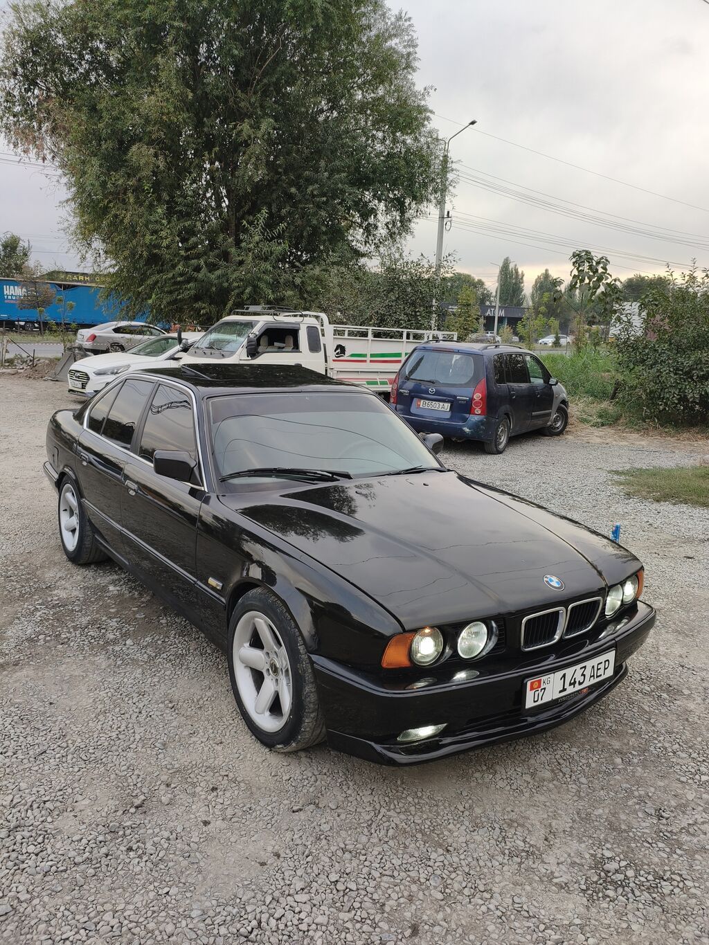 BMW 5 series: 1995 г., 3 л, Механика, Бензин, Седан: фото 2