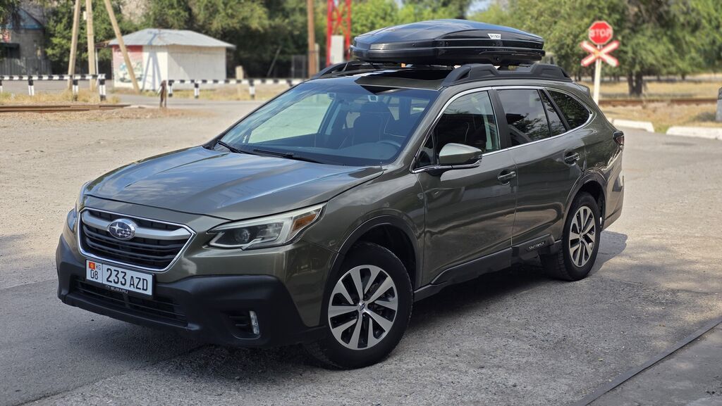Subaru Outback: 2022 г., 2.5 л, Вариатор, Универсал: фото 3