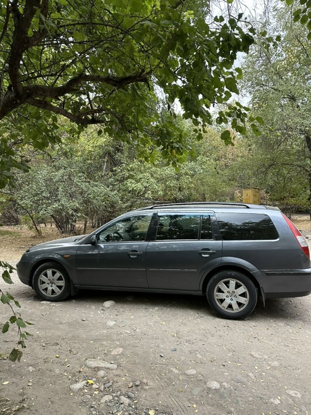 Ford Mondeo: 2003 г., 2.4 л, Механика, Бензин, Универсал: фото 4