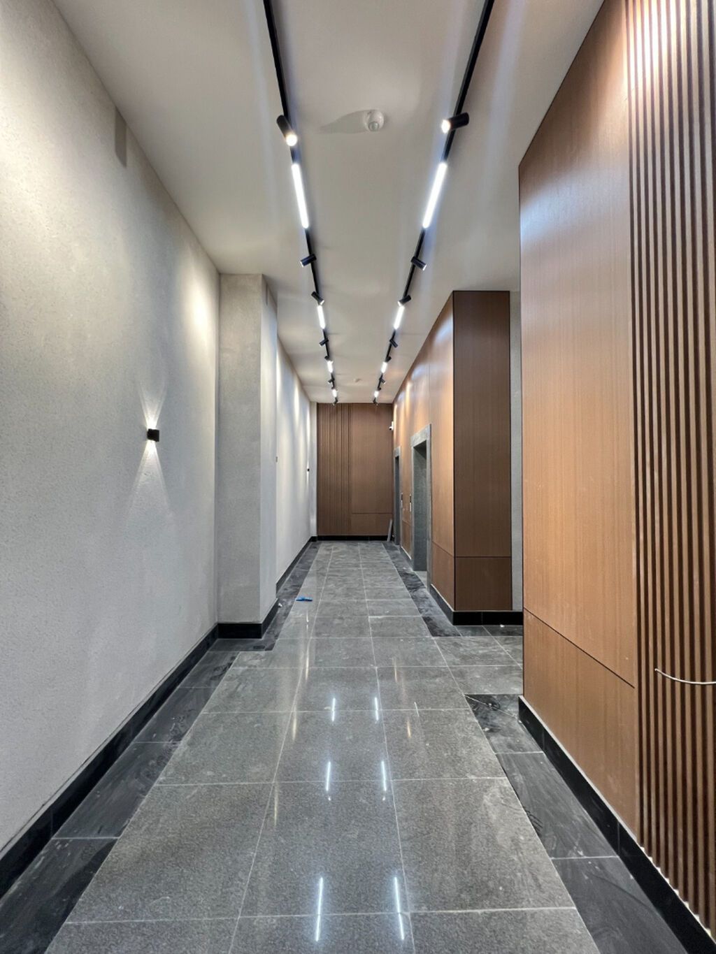 2 комнаты, 85 м², Асанбай мкр Элитка, 13 этаж, ПСО (под самоотделку): фото 2