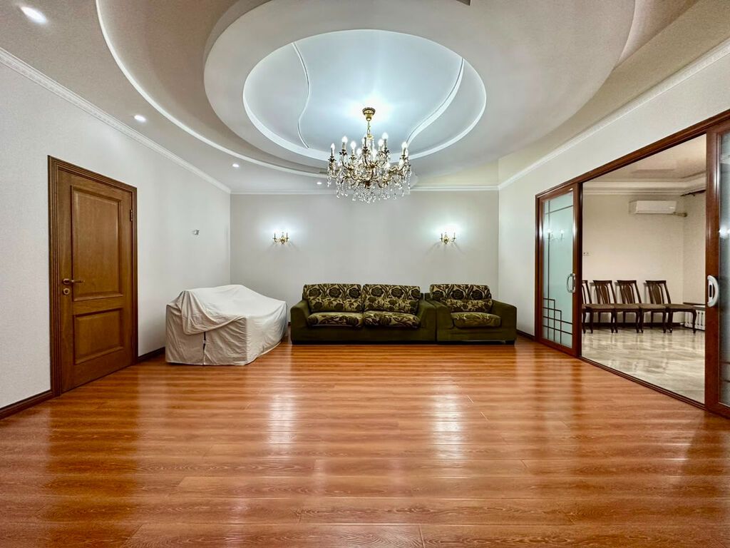 3 комнаты, 124 м², Филармония Элитка, 3 этаж, Евроремонт: фото 2