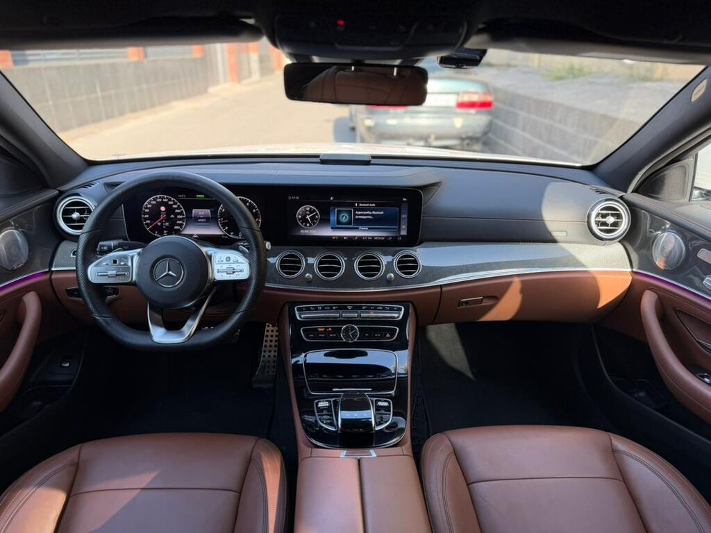 Mercedes-Benz E-Class: 2020 г., 2 л, Автомат, Бензин, Седан: фото 5