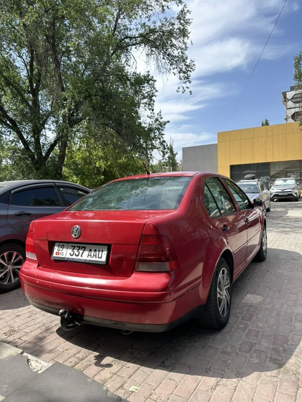 Volkswagen Bora: 2003 г., 1.6 л, Механика, Бензин, Седан: фото 7