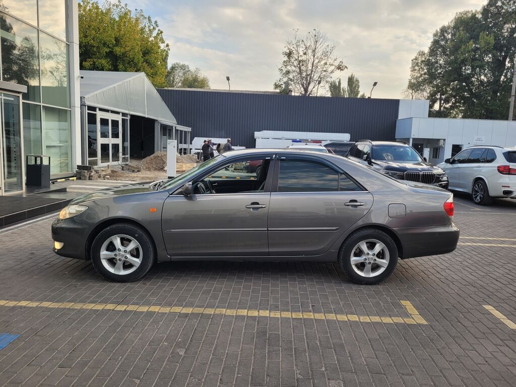 Toyota Camry: 2004 г., 2.4 л, Автомат, Бензин, Седан: фото 3