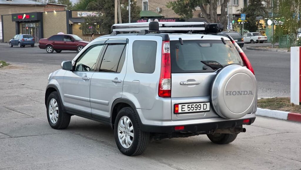 Honda CR-V: 2005 г., 2.4 л, Автомат, Бензин, Кроссовер: фото 4