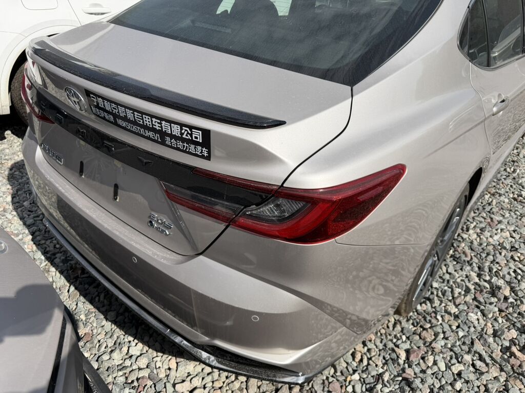 Toyota Avalon: 2023 г., 2 л, Вариатор, Гибрид, Седан: фото 2