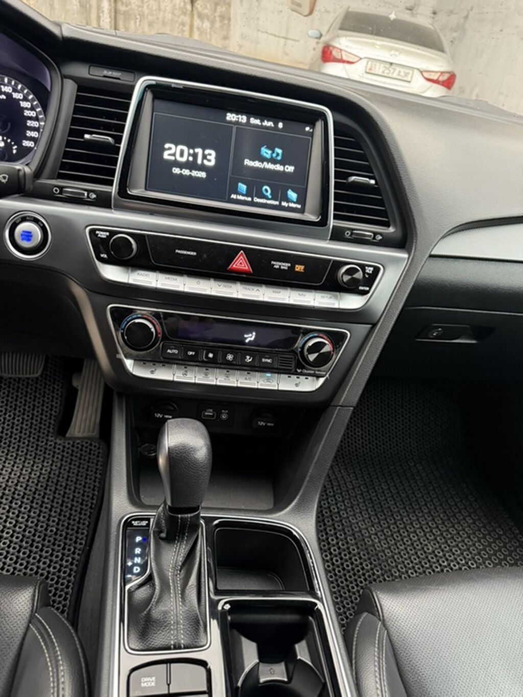 Hyundai Sonata: 2017 г., 2 л, Автомат, Бензин, Седан: фото 4