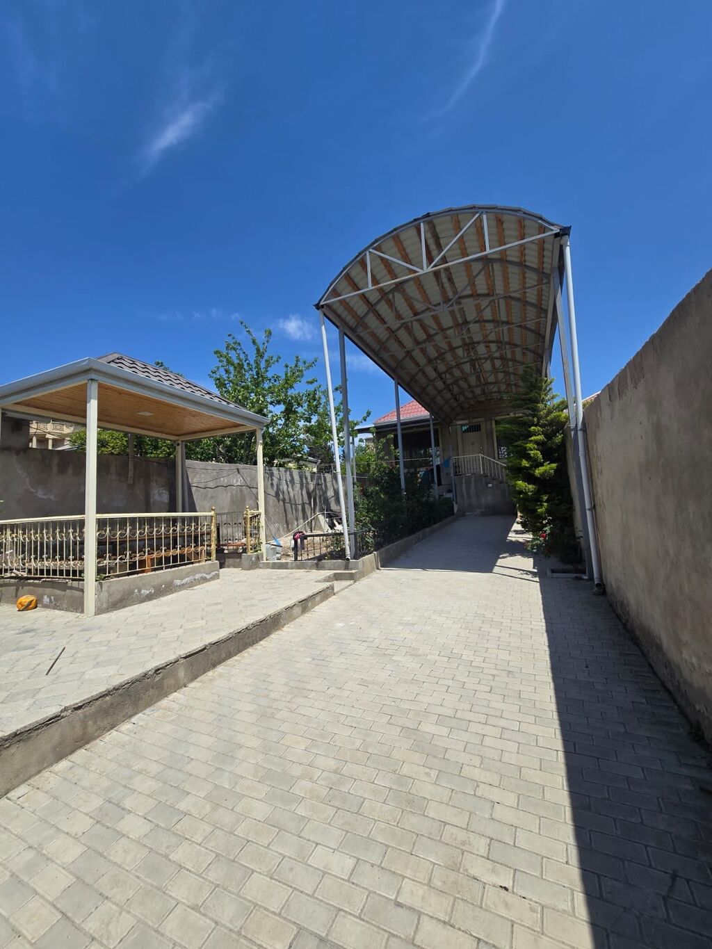 4 otaqlı, 140 kv. m, Kredit yoxdur, Yeni təmirli
