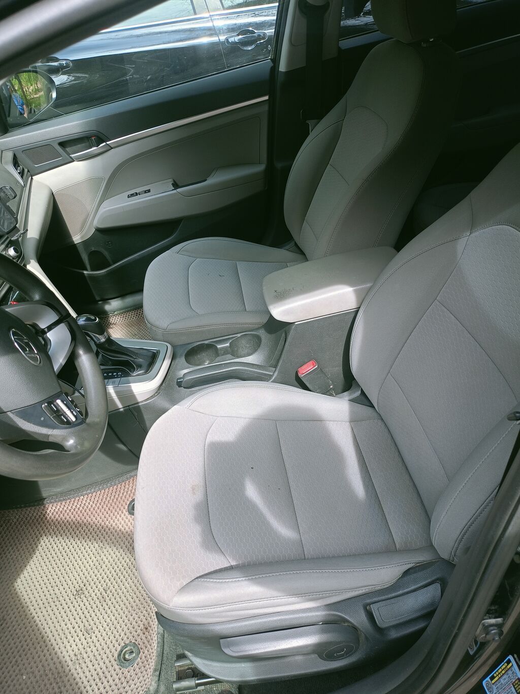 Hyundai Elantra: 2019 г., 2 л, Автомат, Бензин, Седан: фото 7