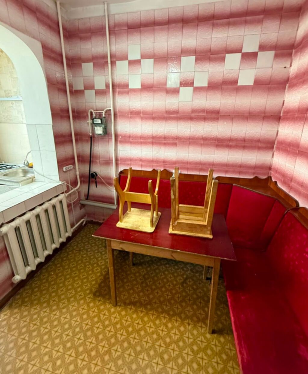 4 комнаты, 82 м², Джал мкр (в т.ч. Верхний, Нижний, Средний) 105 серия, 4 этаж: фото 2