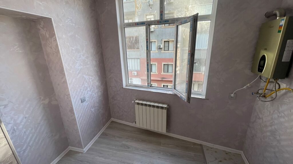 2-room old-build apartment for sale in Yeni Yasamal, 65 m², 178 000 AZN, photo 3 / 12