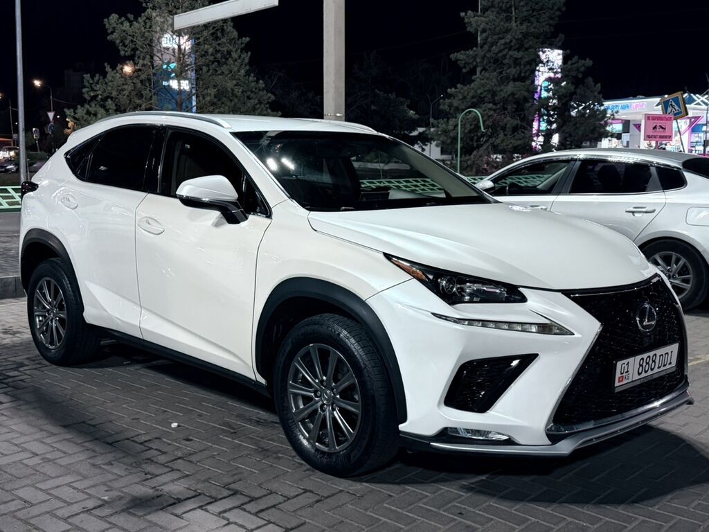 Lexus NX: 2017 г., 2 л, Автомат, Бензин, Кроссовер: фото 4