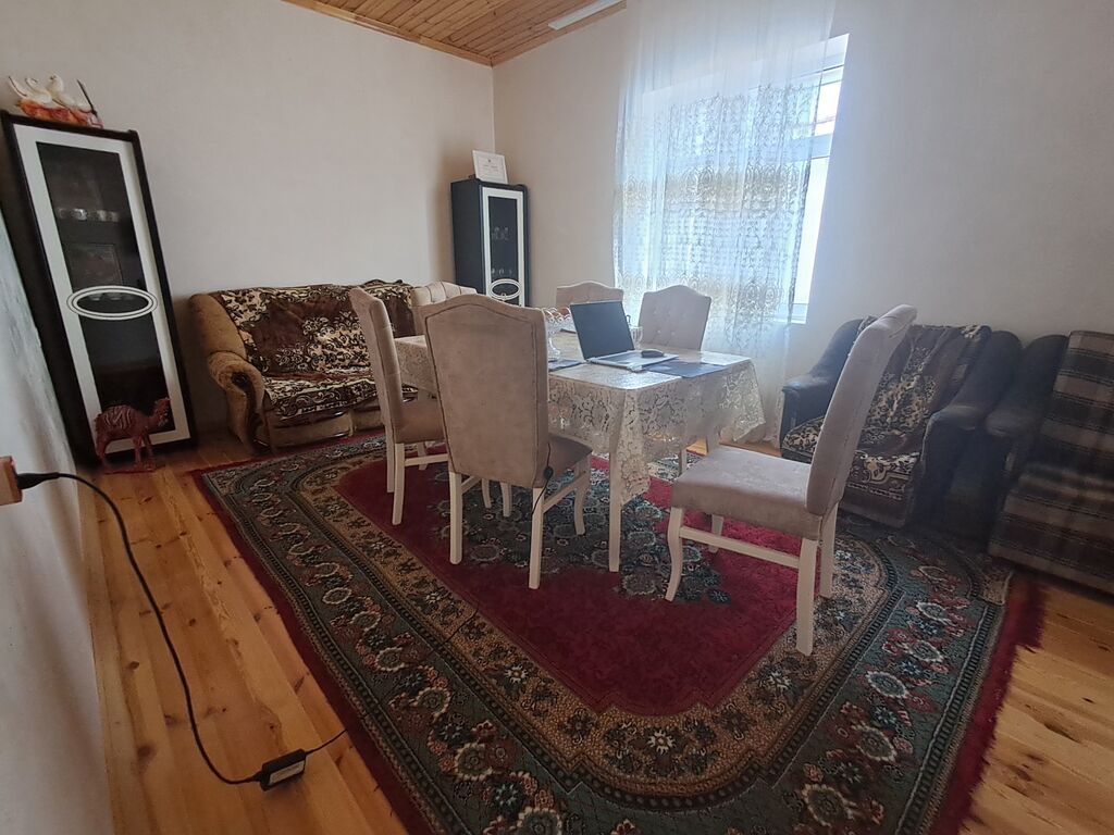 3 otaqlı, 100 kv. m, Kredit yoxdur, Yeni təmirli