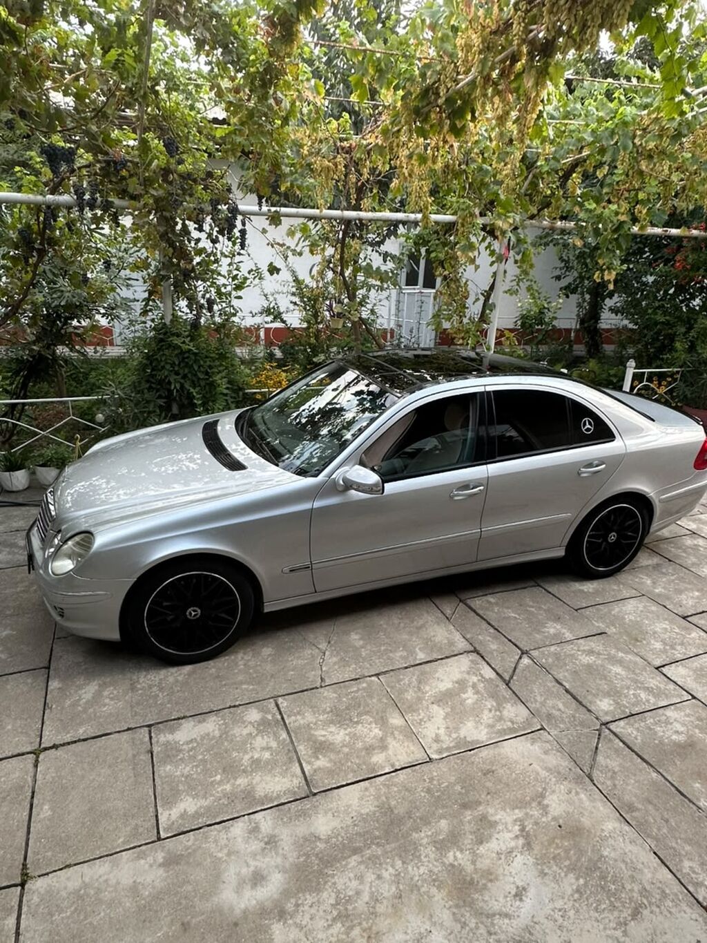 Mercedes-Benz E-Class: 2007 г., 3.5 л, Автомат, Бензин, Седан: фото 1