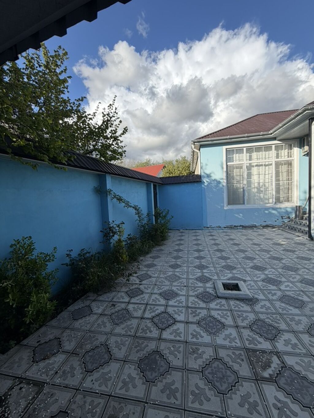 100 kv. m, 4 otaqlı, İnternet, İşıq, Kanalizasiya