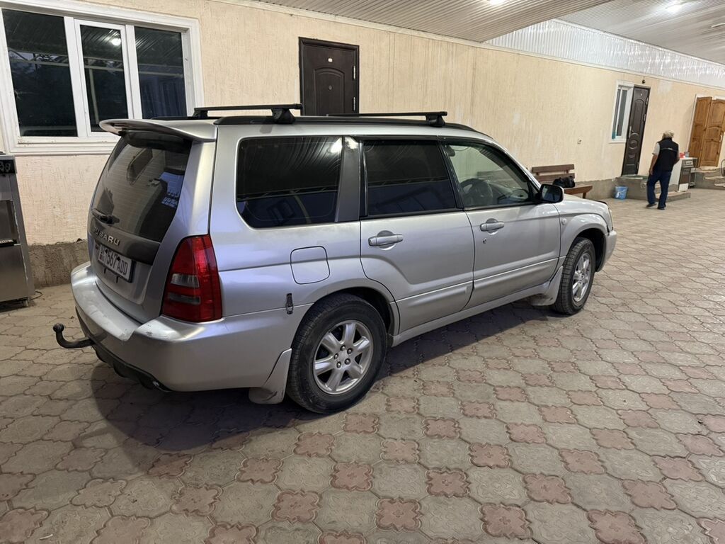Subaru Forester: 2003 г., 2 л, Автомат, Газ, Универсал: фото 5