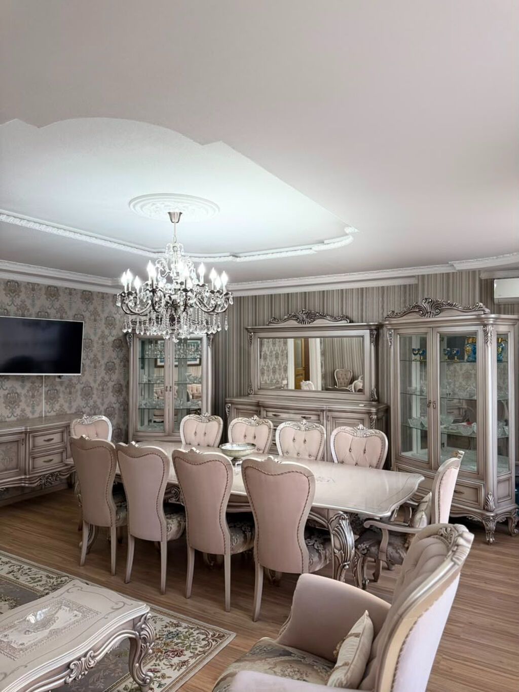 3 комнаты, 132 м², 7 мкр Элитка, 4 этаж, Евроремонт: фото 2