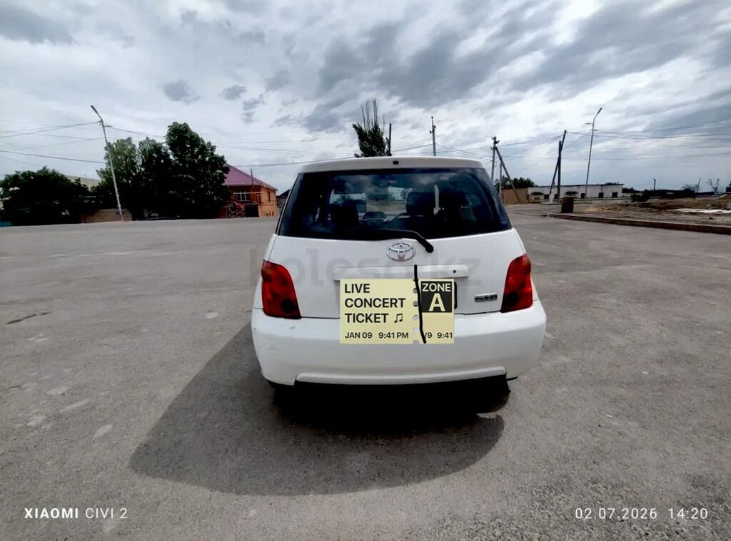 Toyota Ist: 2003 г., 1.3 л, Автомат, Бензин, Хэтчбэк: фото 6