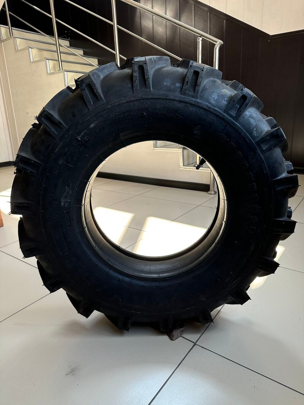 Шина Armour 7.50-16/6 R1 для тракторов и комбайнов: фото 4