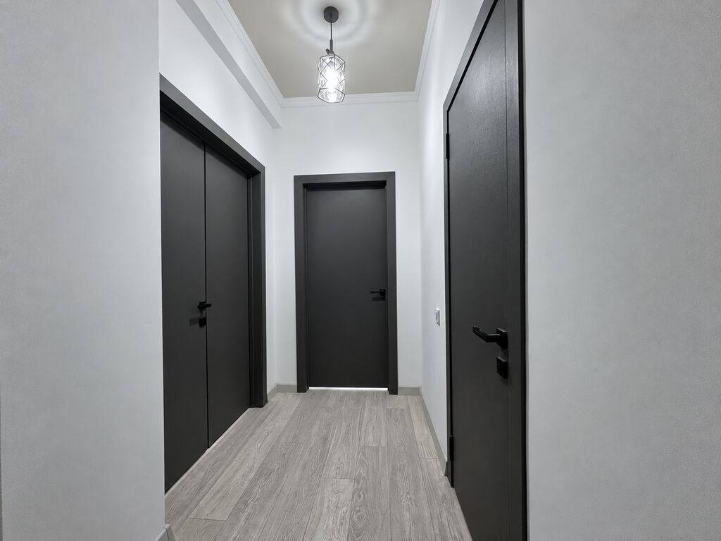 1 комната, 44 м², Пишпек Элитка, 14 этаж, Свежий ремонт: фото 2