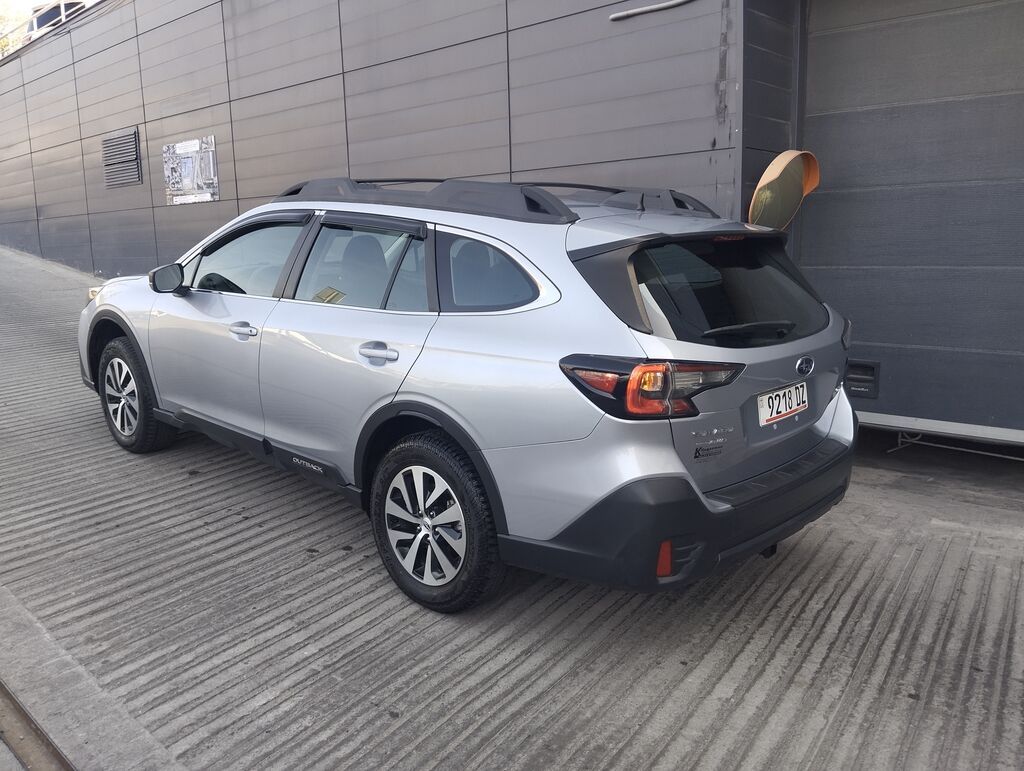 Subaru Outback: 2020 г., 2.5 л, Вариатор, Бензин, Универсал: фото 4