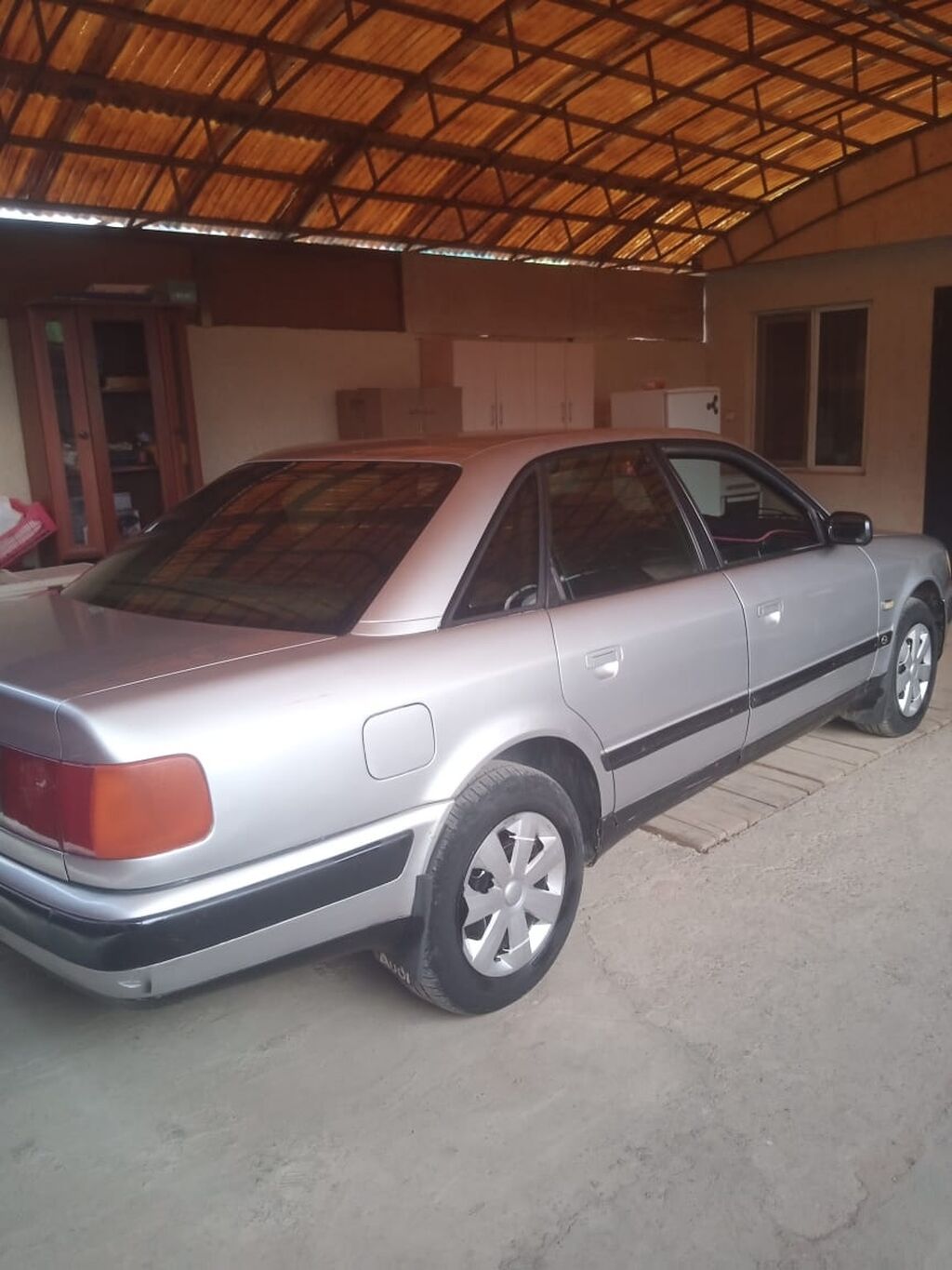 Audi 100: 1991 г., Седан: фото 2