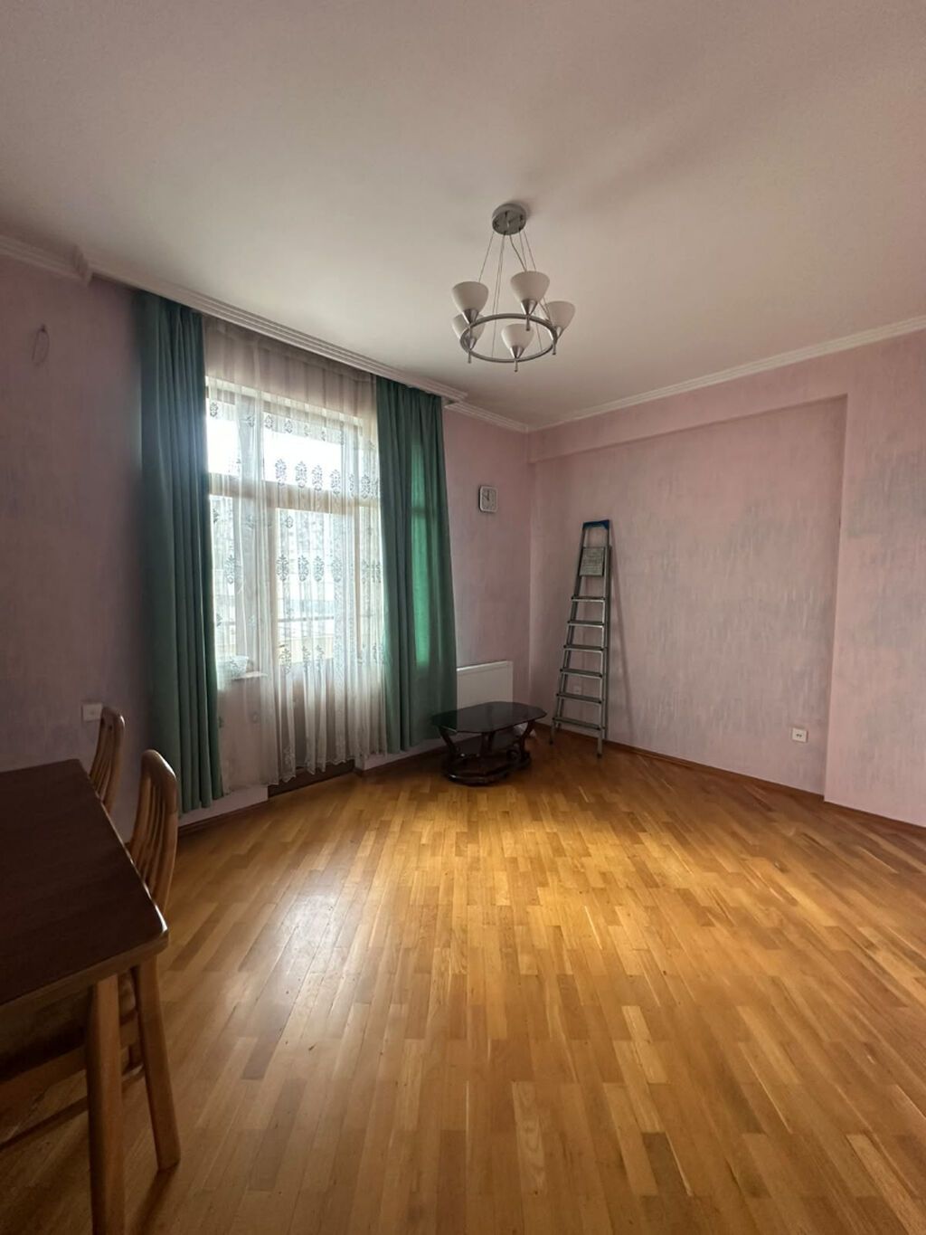 3 otaqlı, Yeni tikili, 155 kv. m