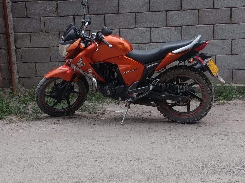 Honda CB150F, оранжевый дорожный мотоцикл Описание и особенности: -: фото 6