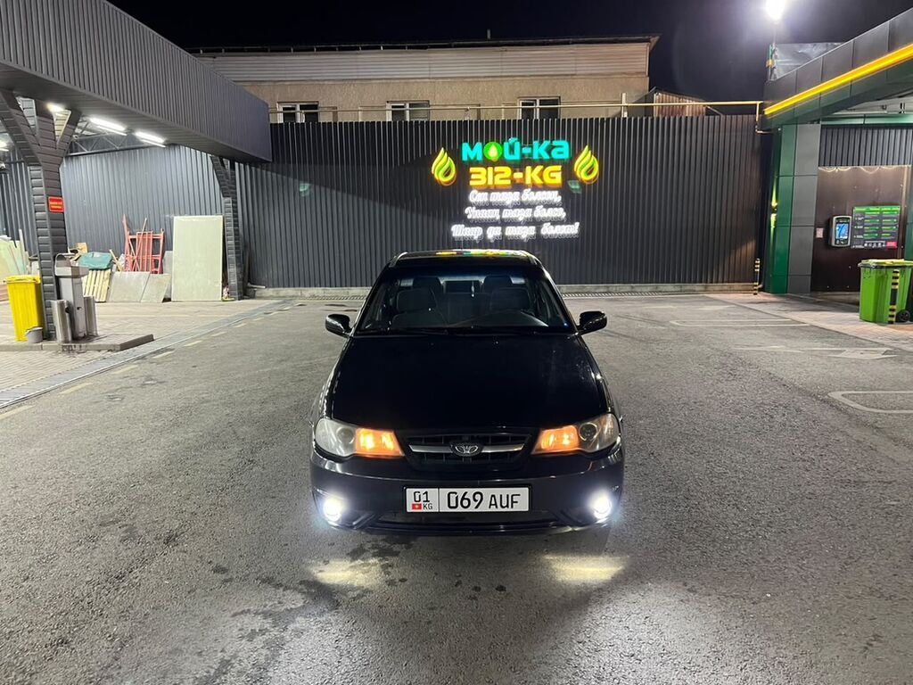 Daewoo Nexia: 2010 г., 1.5 л, Механика, Бензин, Седан: фото 2