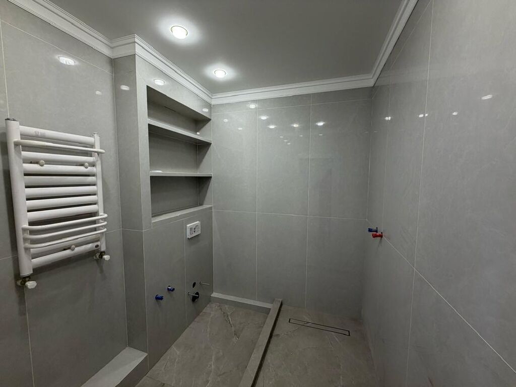 Современный двухэтажный дом в классическом стиле с выразительным: фото 5