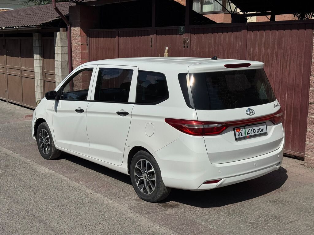 Changan Auchan A600 EV: 2021 г., 0.1 л, Автомат, Электромобиль, Минивэн: фото 5