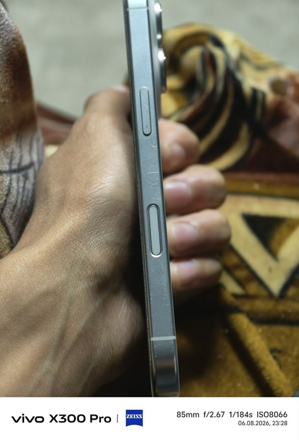 IPhone 16 Pro, 256 ГБ, цвет белый,аккумулятор 89%,состояние хорошее: фото 3