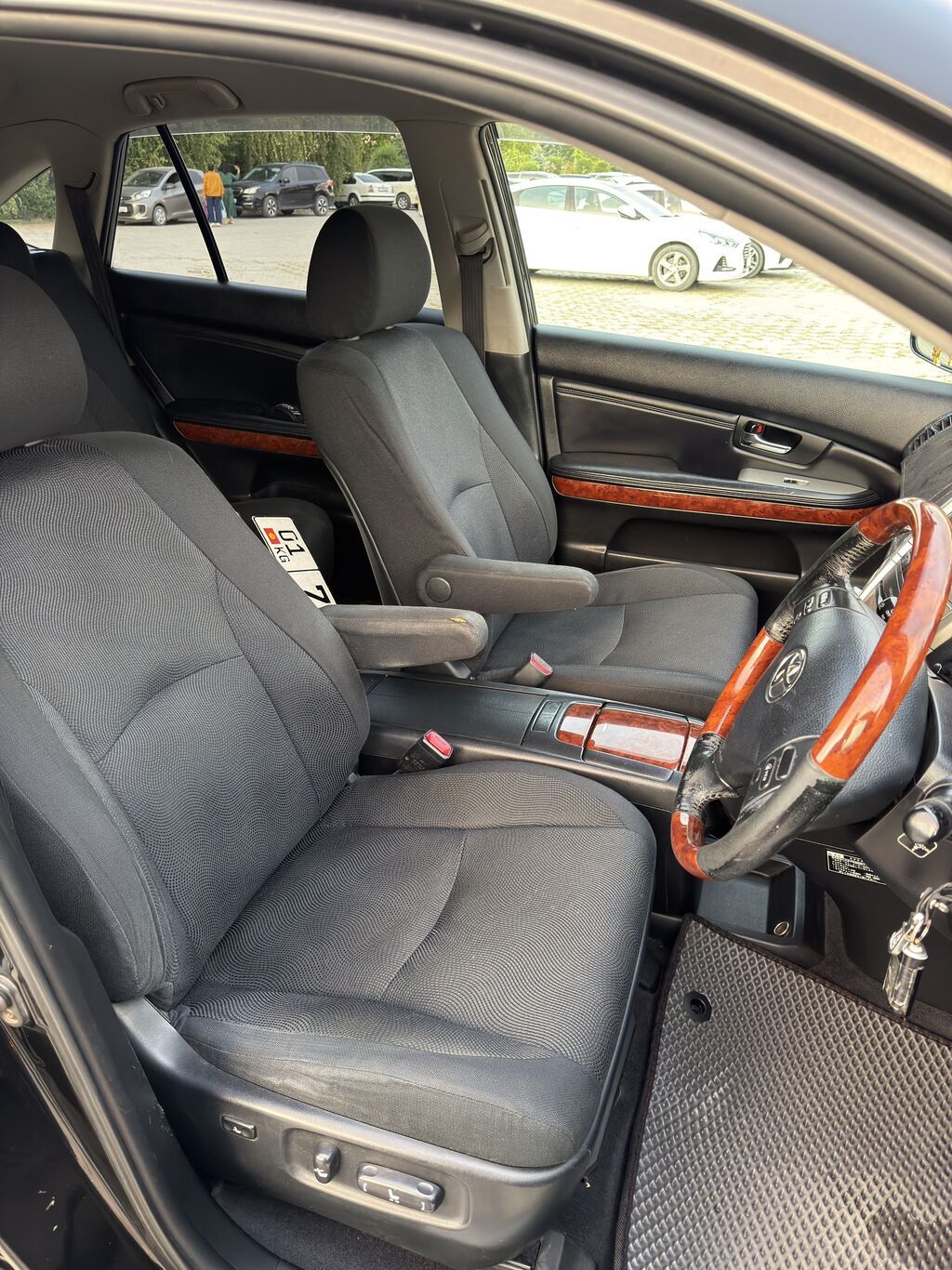 Toyota Harrier: 2004 г., 3 л, Автомат, Газ, Кроссовер: фото 7