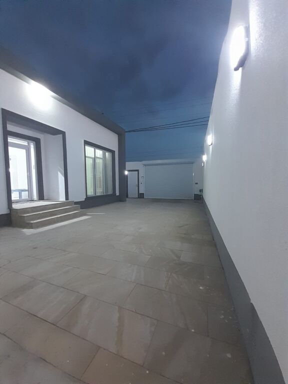 4 otaqlı, 130 kv. m, Yeni təmirli