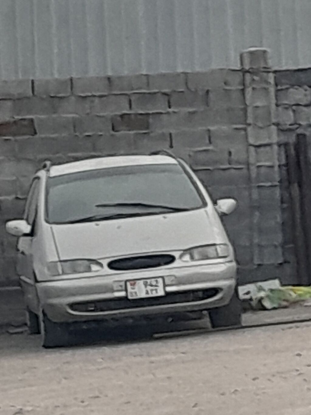 Ford Galaxy: 2000 г.